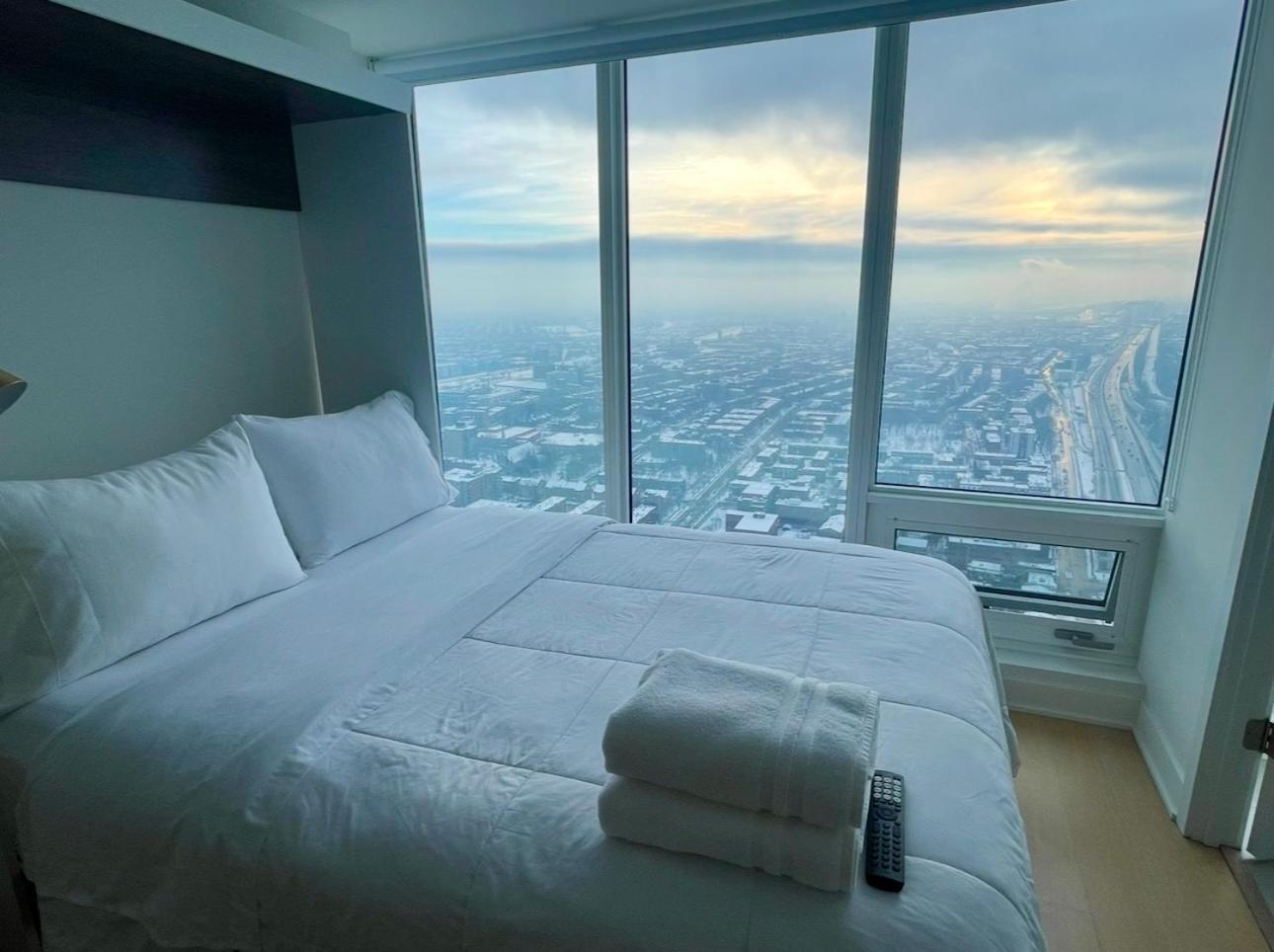 Spectacular Skyline Views - Downtown Montreal - Luxury Condo & Penthouse Bilik gambar