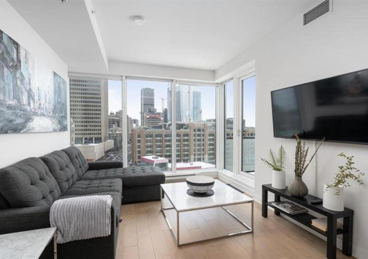 Spectacular Skyline Views - Downtown Montreal - Luxury Condo & Penthouse Bilik gambar