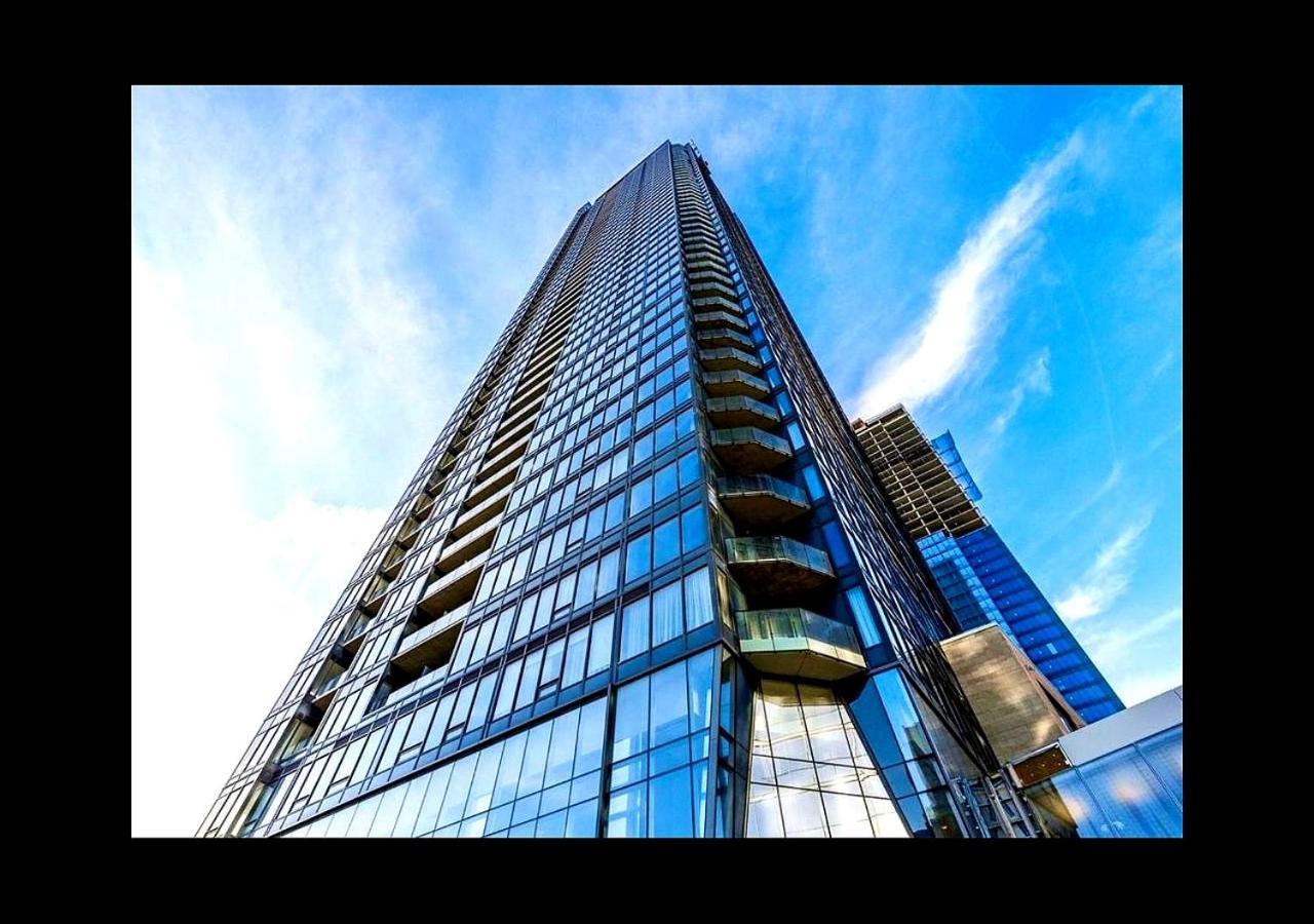 Spectacular Skyline Views - Downtown Montreal - Luxury Condo & Penthouse Luaran gambar